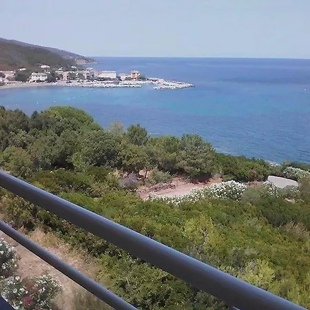 F3 Appartamento Luri